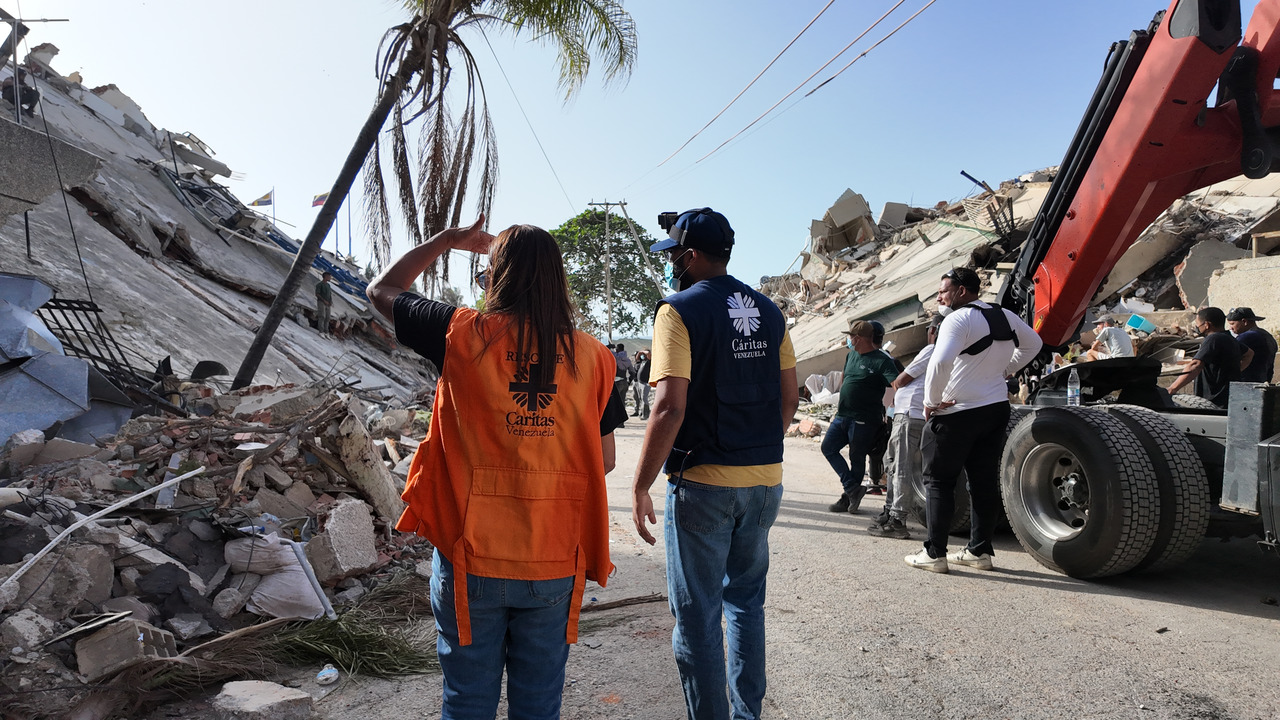 Caritas_Venezuela_La_Guaira_Terremoto_260626-8-1-1